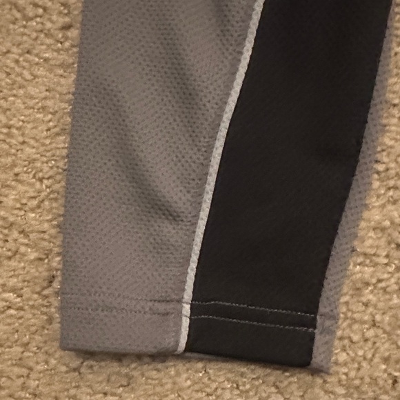 Under Armour Mens Long Sleeve Lightweight Full Zip Jacket Gray Size L - Picture 8 of 9